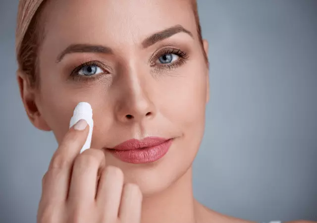 best essential oils for dark circles